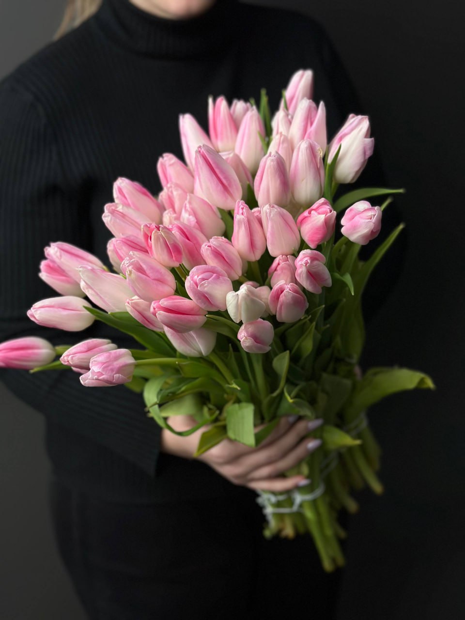 Розовые тюльпаны