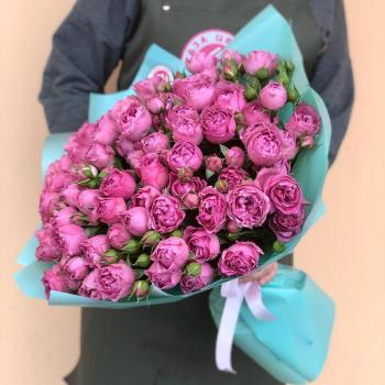 Букет из кустовых розовых роз артикул букета - 162792