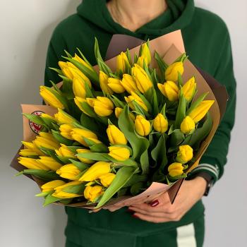 Тюльпаны желтые 51 шт (артикул: 128896)